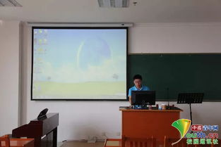 青春助力银龄时代，大学生走进老年大学开展电脑维护服务